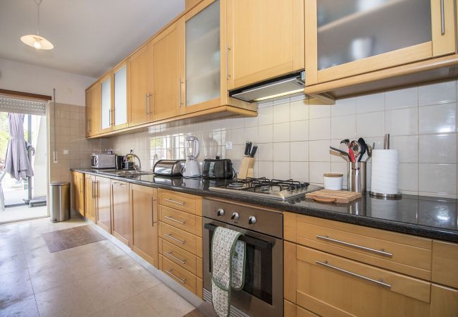 Casa geminada em Almancil - Casa Granada | 4 Quartos | Piscina Privada | Varandas do Lago Casa geminada em Almancil - Casa Granada | 4 Quartos | Piscina Privada | Varandas do Lago