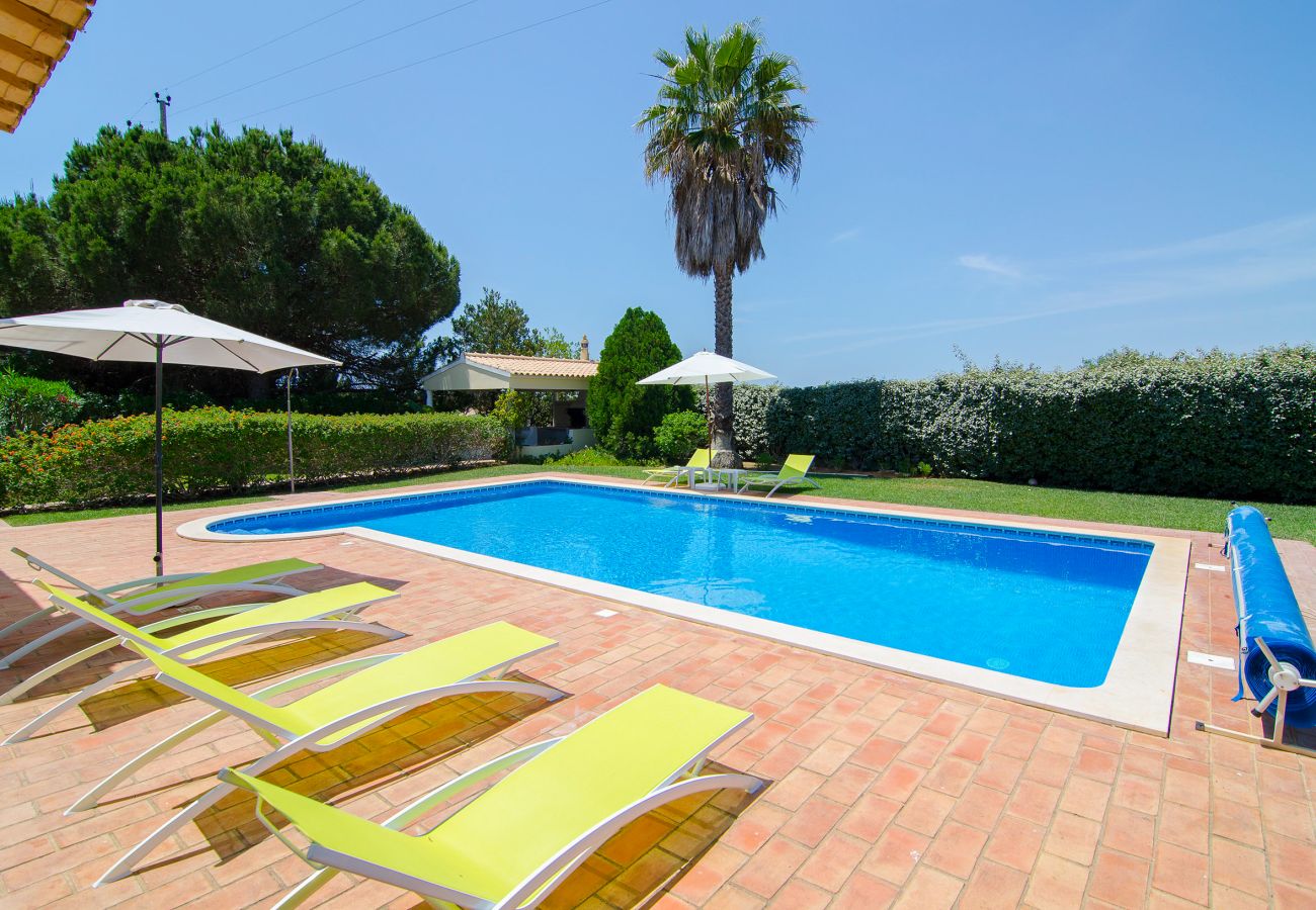 Villa em Vilamoura - Casa Nova | 3 Quartos | Exterior Espaçoso | Vilamoura