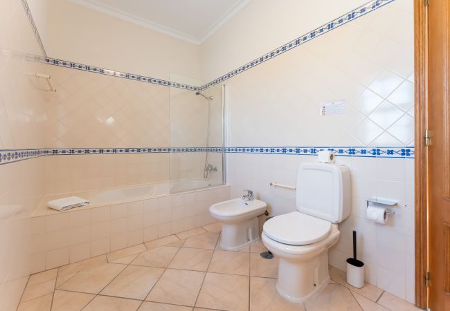 Villa em Boliqueime - Quinta das Laranjeiras | 4 Quartos | Casa no Campo | Boliqueime Villa em Boliqueime - Quinta das Laranjeiras | 4 Quartos | Casa no Campo | Boliqueime