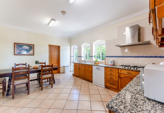 Villa em Boliqueime - Quinta das Laranjeiras | 4 Quartos | Casa no Campo | Boliqueime Villa em Boliqueime - Quinta das Laranjeiras | 4 Quartos | Casa no Campo | Boliqueime