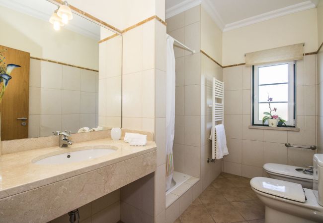 Villa em Boliqueime - Quinta das Yuccas | 6 Quartos | Casa de Campo | Boliqueime Villa em Boliqueime - Quinta das Yuccas | 6 Quartos | Casa de Campo | Boliqueime