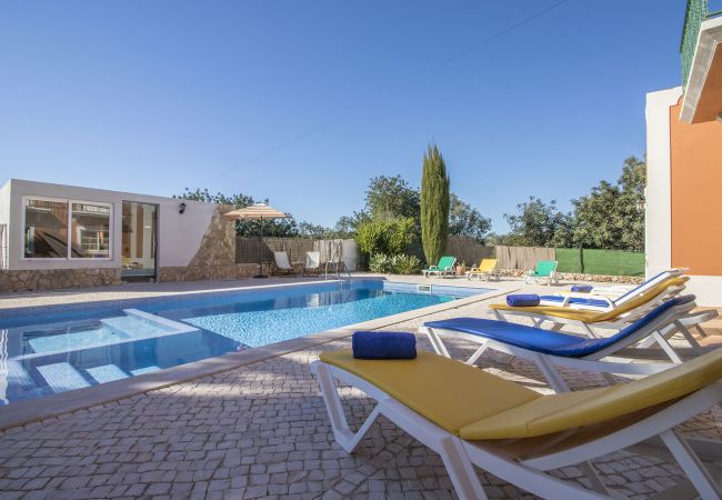 Villa em Boliqueime - Quinta das Yuccas | 6 Quartos | Casa de Campo | Boliqueime Villa em Boliqueime - Quinta das Yuccas | 6 Quartos | Casa de Campo | Boliqueime