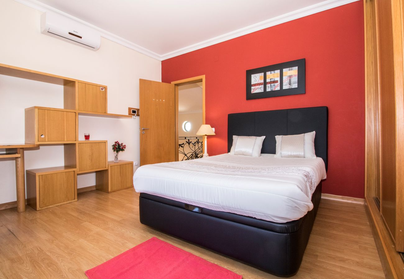 Villa em Boliqueime - Quinta das Yuccas | 6 Quartos | Casa de Campo | Boliqueime