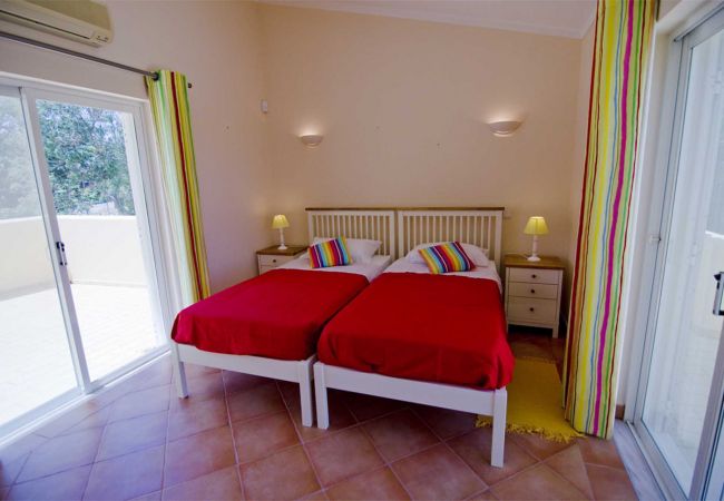 Villa em Almancil - Villa Jasmim | 4 Quartos | Solarenga | Almancil