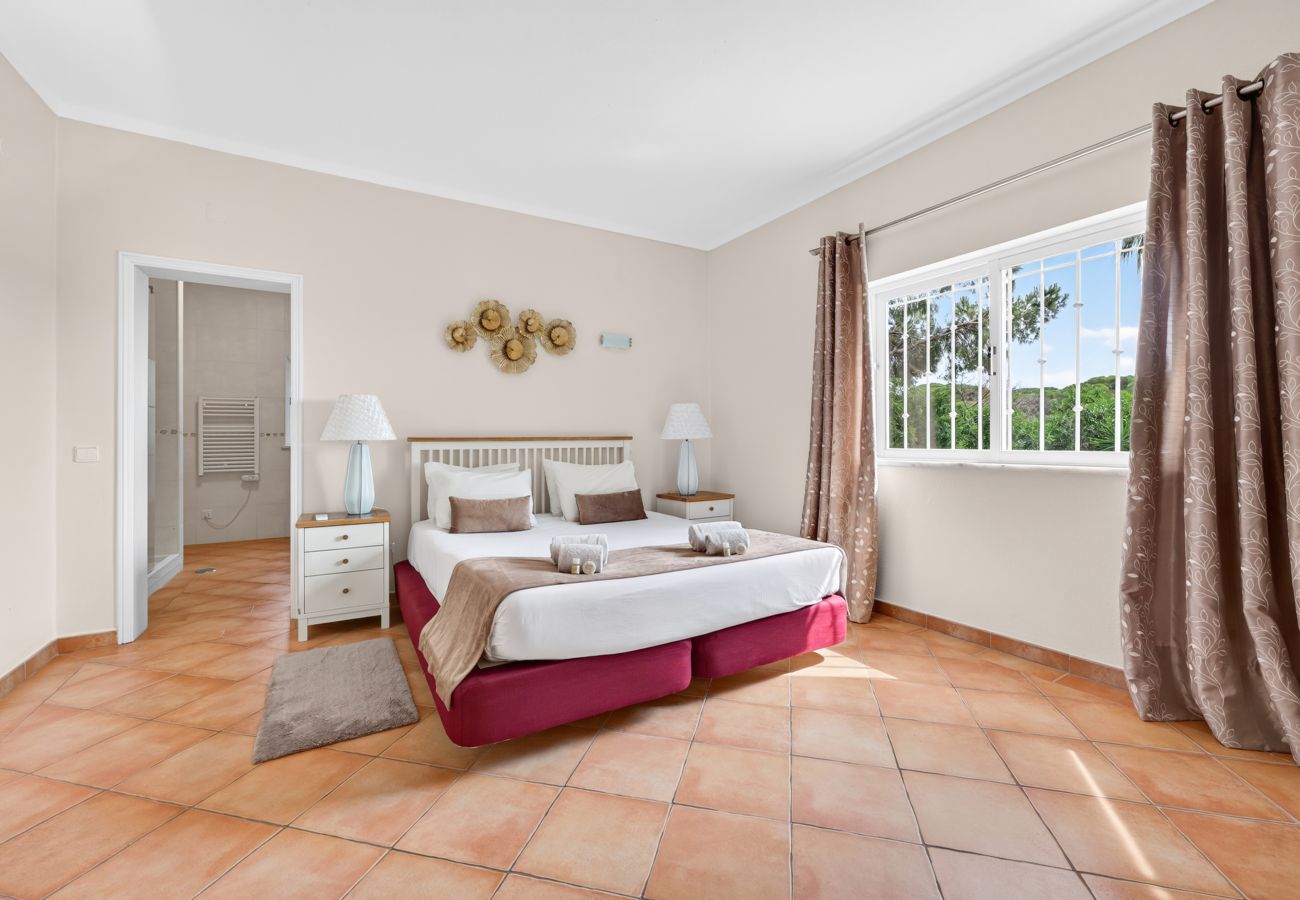 Villa em Almancil - Villa Jasmim | 4 Quartos | Solarenga | Almancil