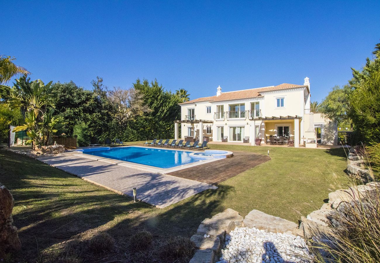 Villa em Almancil - Villa Mar | 5 Quartos | Grande Piscina & Spa | Quinta do Mar