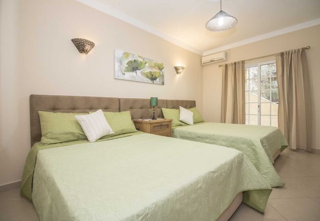 Villa em Estoi - Villa Panoramica | 5 Quartos | Vista Panorâmica | Estói Villa em Estoi - Villa Panoramica | 5 Quartos | Vista Panorâmica | Estói