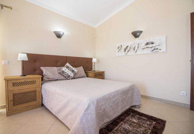 Villa em Estoi - Villa Panoramica | 5 Quartos | Vista Panorâmica | Estói Villa em Estoi - Villa Panoramica | 5 Quartos | Vista Panorâmica | Estói