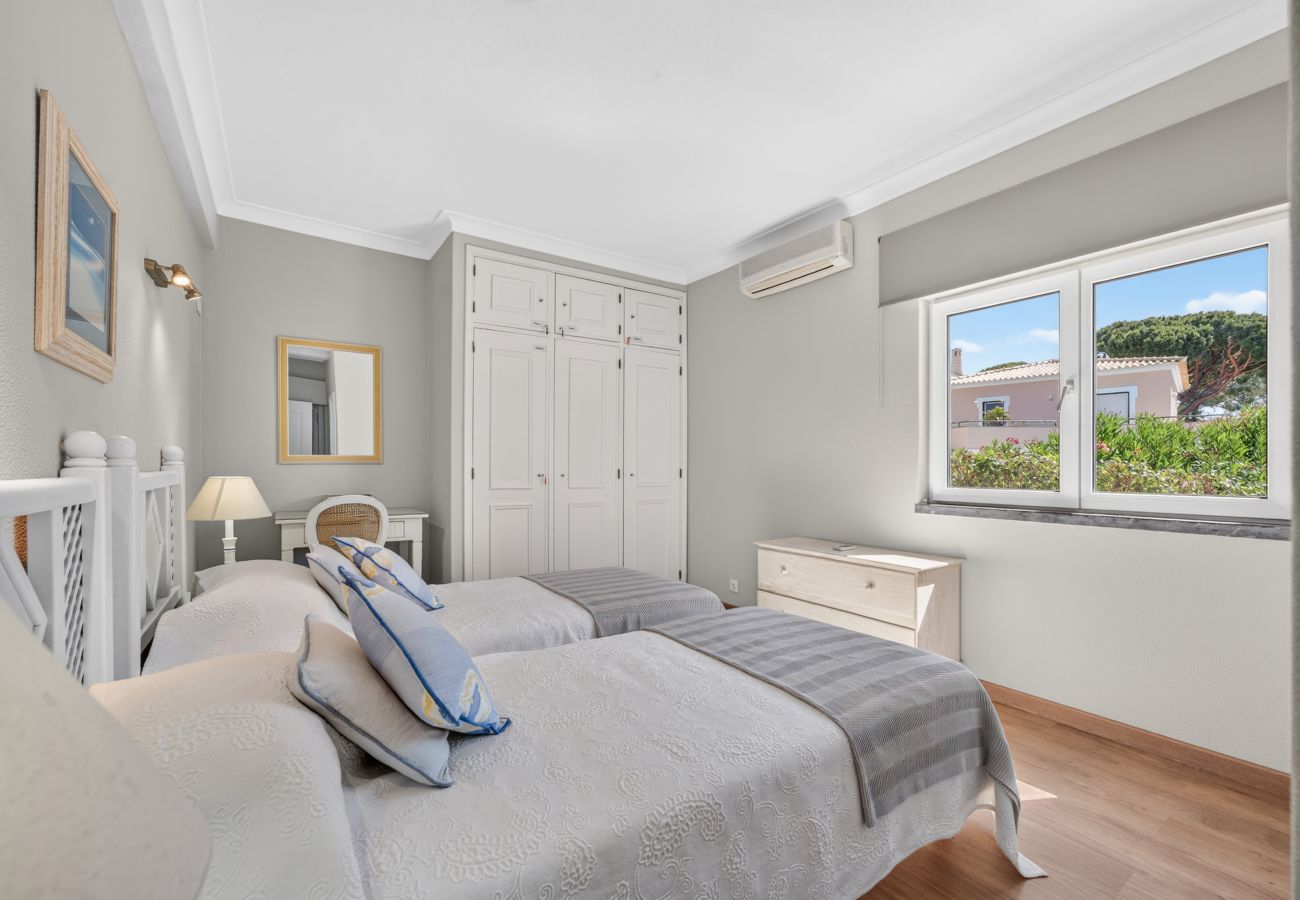 Villa em Vilamoura - Villa Rubi | 6 Quartos | Vista Golfe | Vilamoura