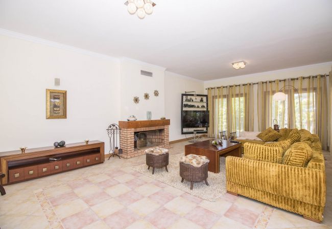 Villa em Almancil - Villa Valentina | 5 Quartos | Super Tranquila | Quinta do Mar Villa em Almancil - Villa Valentina | 5 Quartos | Super Tranquila | Quinta do Mar