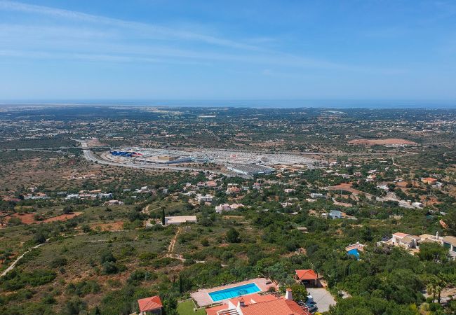 Villa em Loulé - Villa Vista | 4 Quartos | Lindas Vistas | Goldra Villa em Loulé - Villa Vista | 4 Quartos | Lindas Vistas | Goldra