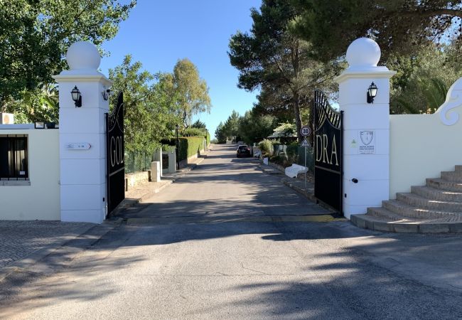 Villa em Loulé - Villa Vista | 4 Quartos | Lindas Vistas | Goldra Villa em Loulé - Villa Vista | 4 Quartos | Lindas Vistas | Goldra