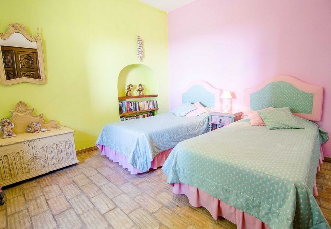 Villa em Loulé - Casa da Avó | 6 Quartos | Casa de Campo | Almancil Villa em Loulé - Casa da Avó | 6 Quartos | Casa de Campo | Almancil