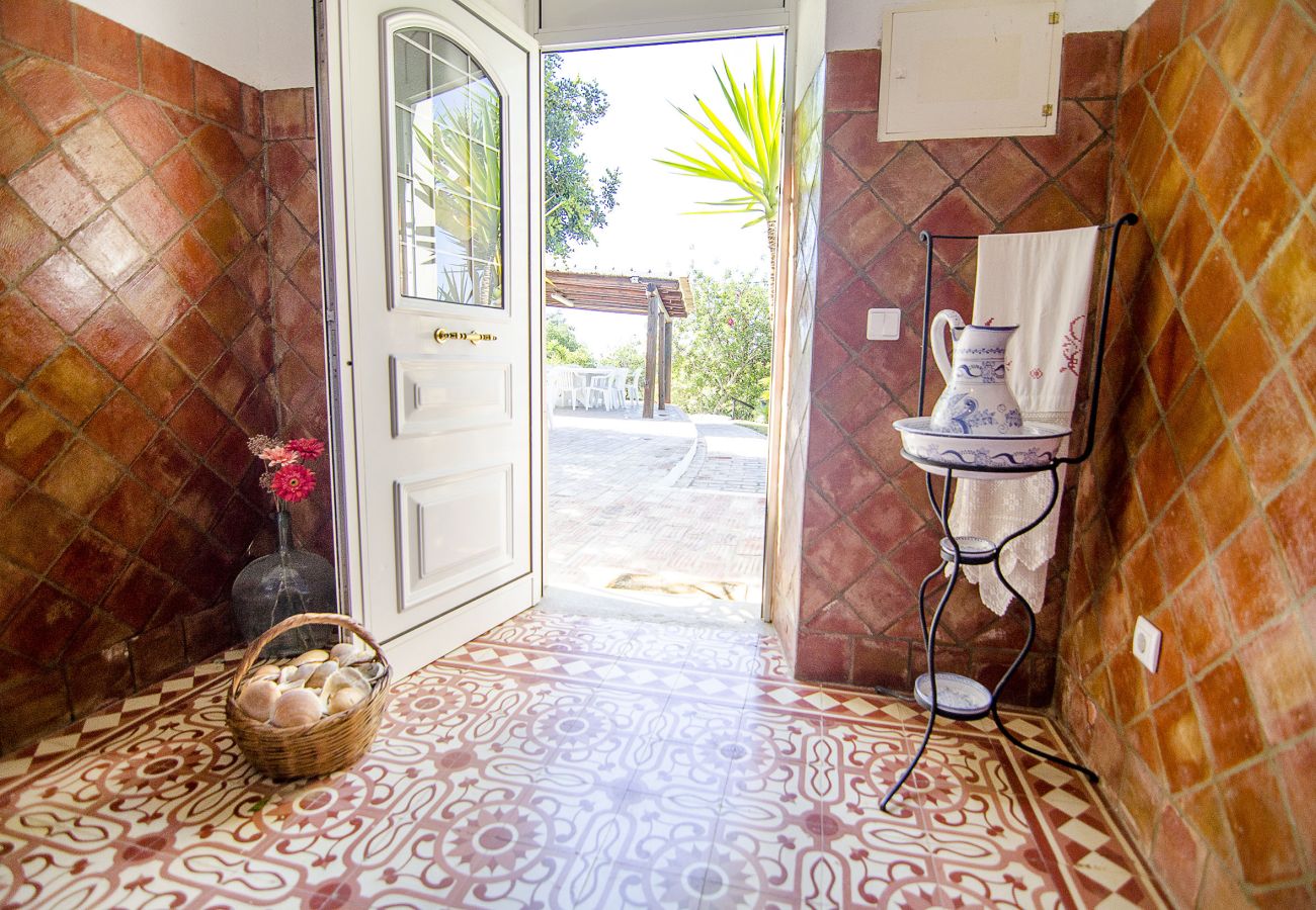 Villa em Almancil - Quinta da Ilda | 6 Quartos | Casa Típica | Almancil 