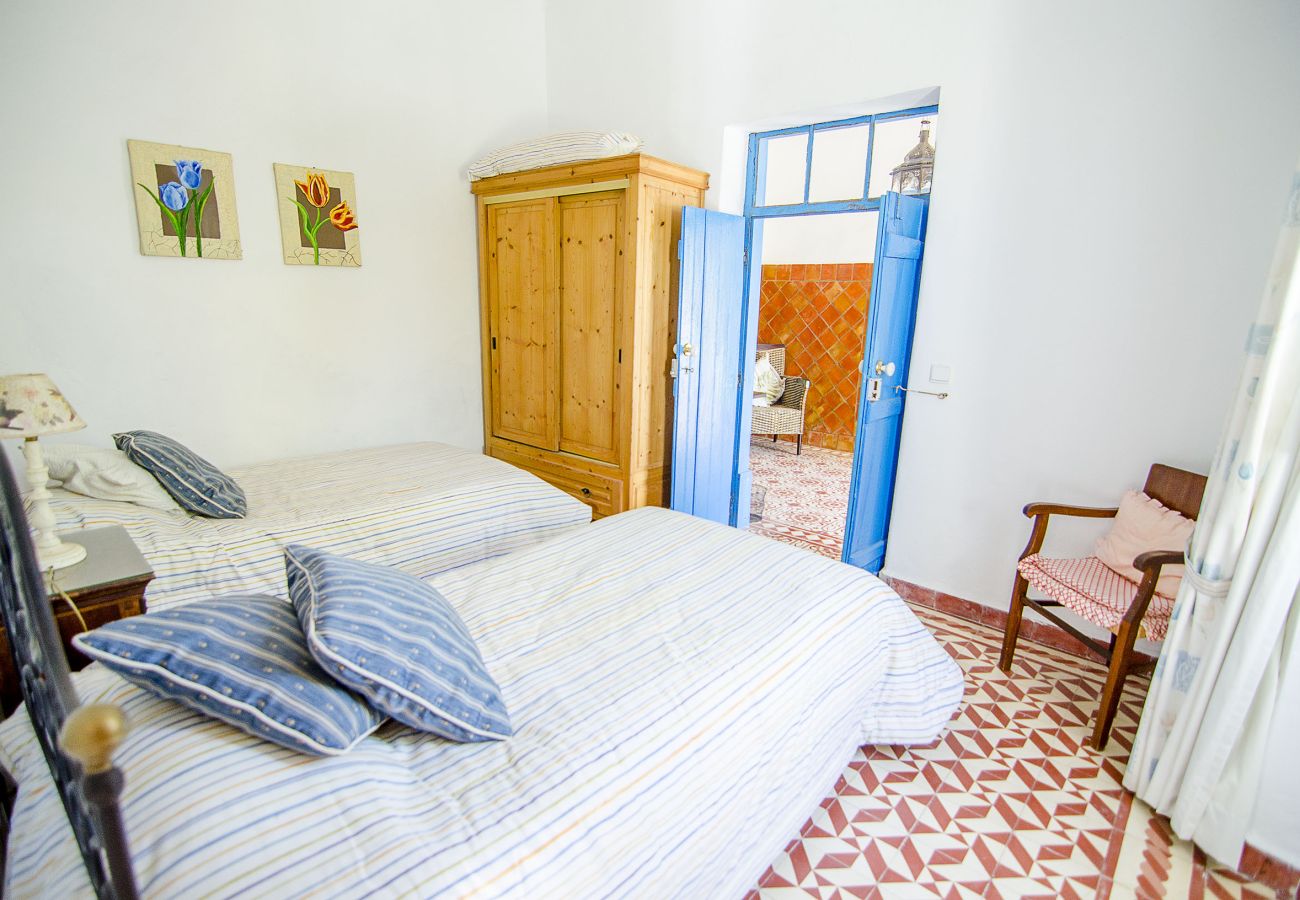 Villa em Almancil - Quinta da Ilda | 6 Quartos | Casa Típica | Almancil 