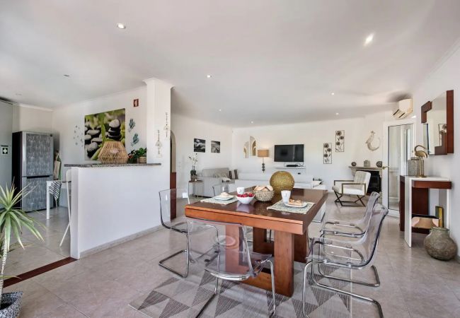 Villa em Loulé - Vivenda 3 Moinhos | 4 Quartos | Campo | São Brás  Villa em Loulé - Vivenda 3 Moinhos | 4 Quartos | Campo | São Brás