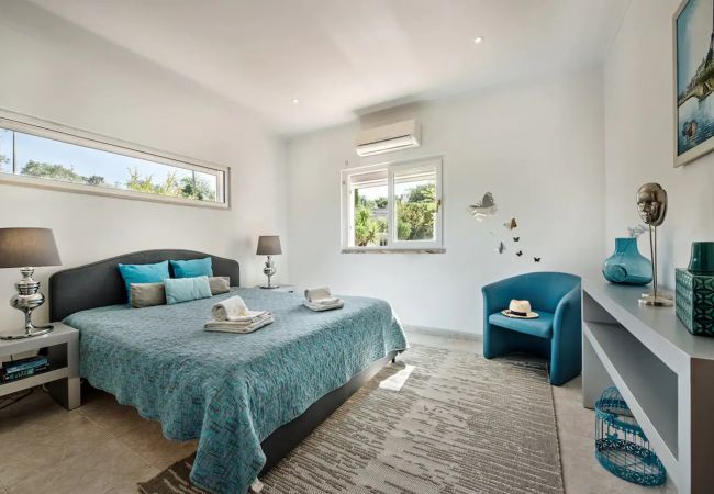Villa em Loulé - Vivenda 3 Moinhos | 4 Quartos | Campo | São Brás  Villa em Loulé - Vivenda 3 Moinhos | 4 Quartos | Campo | São Brás