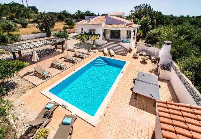 Villa em Loulé - Vivenda 3 Moinhos | 4 Quartos | Campo | São Brás 