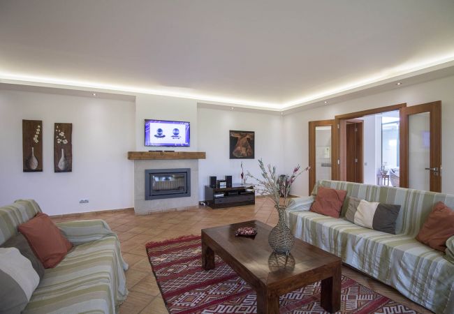 Casa rural em Estoi - Casa Serena | 6 Quartos | Casa de Campo | Estoi Casa rural em Estoi - Casa Serena | 6 Quartos | Casa de Campo | Estoi