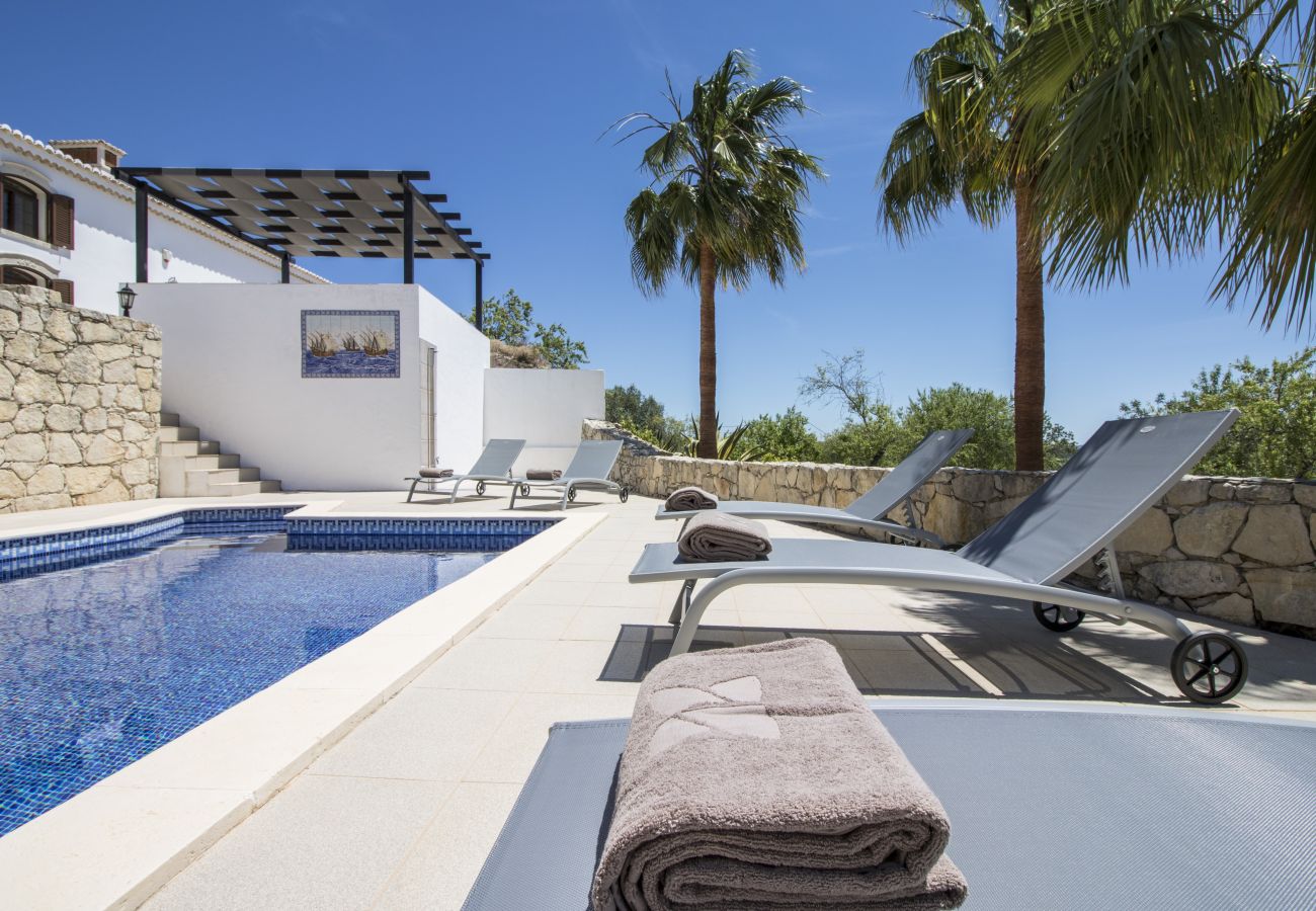Villa em Loulé - Villa Angel | 2 Quartos | Vista Panorâmica | Parragil