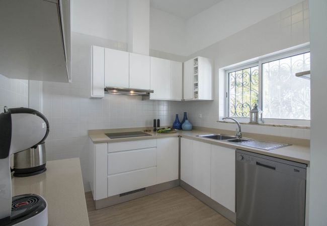 Villa em Faro - Villa Caribe | 5 Quartos | Vistas Panorâmicas | São Brás Villa em Faro - Villa Caribe | 5 Quartos | Vistas Panorâmicas | São Brás