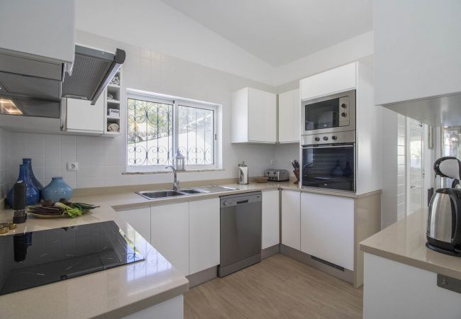 Villa em Faro - Villa Caribe | 5 Quartos | Vistas Panorâmicas | São Brás Villa em Faro - Villa Caribe | 5 Quartos | Vistas Panorâmicas | São Brás