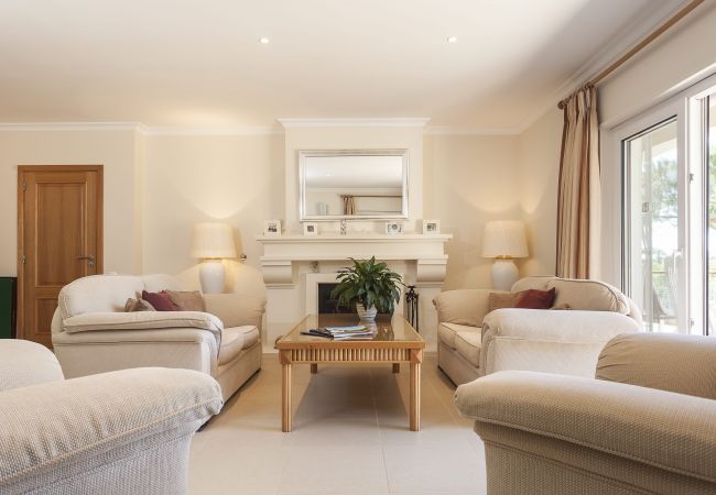 Villa em Vale do Lobo - Villa Amari Villa em Vale do Lobo - Villa Amari