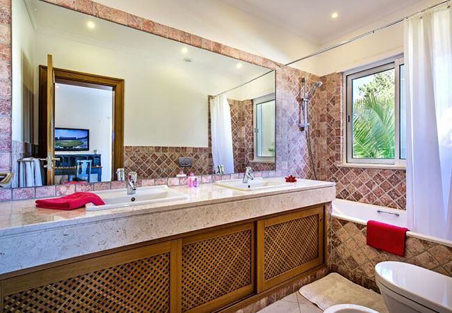 Villa em Quinta do Lago - Villa Cyclamen Villa em Quinta do Lago - Villa Cyclamen