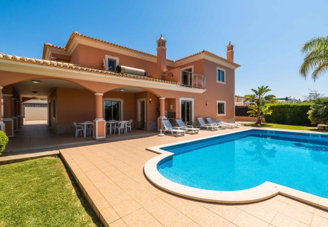 Villa em Albufeira - Villa Elizabeth