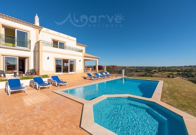 Villa em Albufeira - Villa Camilla Villa em Albufeira - Villa Camilla