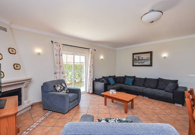 Villa em Albufeira - Villa Tulipa | 4 Quartos | Piscina Privada | Albufeira Villa em Albufeira - Villa Tulipa | 4 Quartos | Piscina Privada | Albufeira