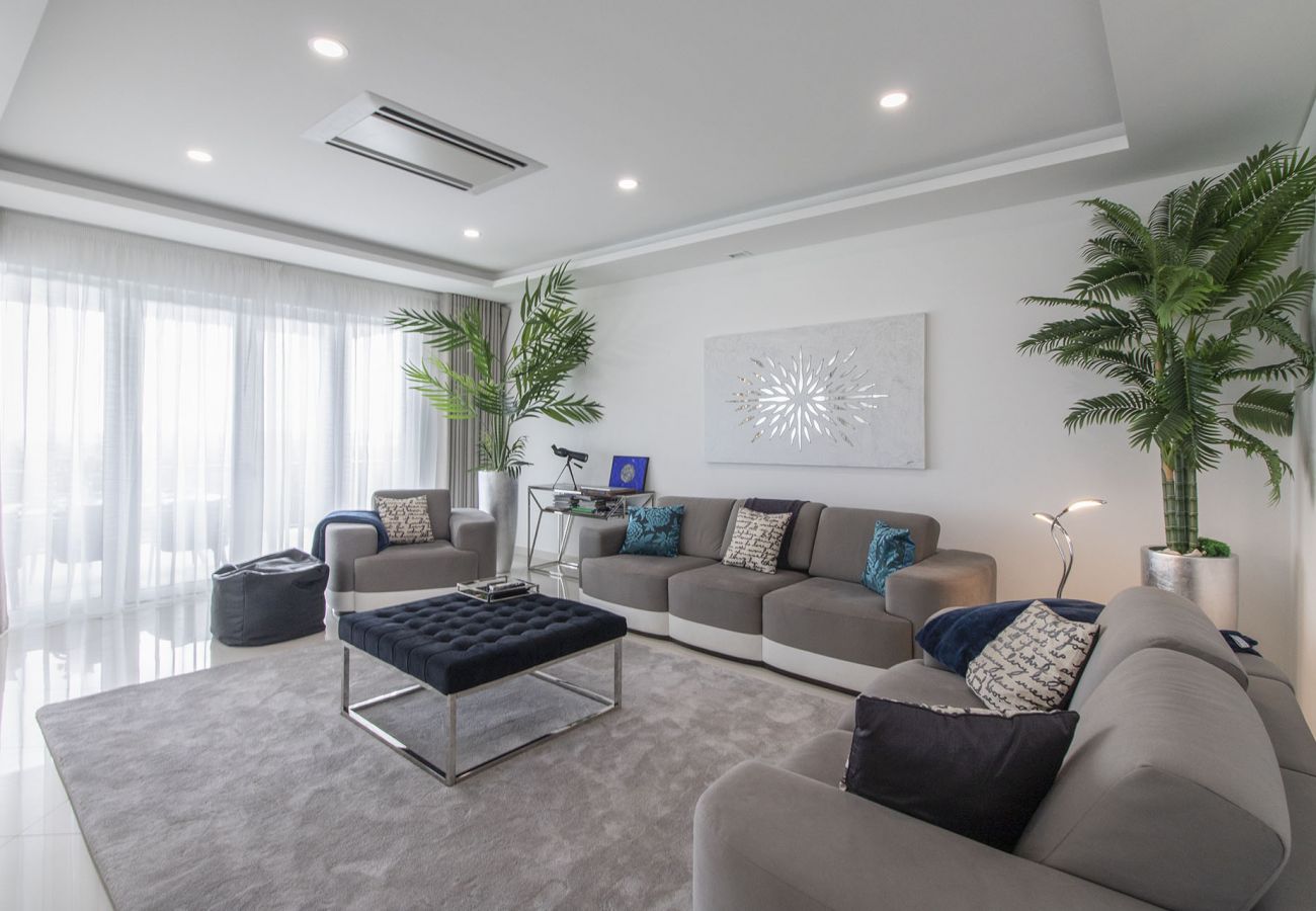 Villa em Almancil - Villa Monroy | 4 Quartos | Moderna | Caliços