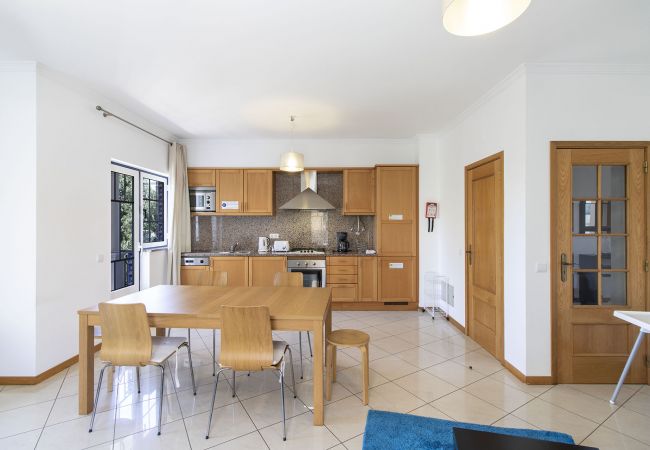 Apartamento em Albufeira - Apartamento Pedra T2 | 2 Quartos | Central | Oura