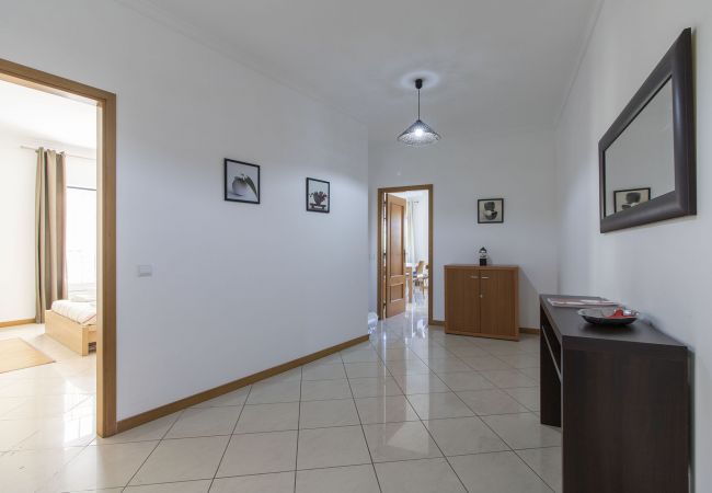 Apartamento em Albufeira - Apartamento Pedra T2 | 2 Quartos | Central | Oura Apartamento em Albufeira - Apartamento Pedra T2 | 2 Quartos | Central | Oura