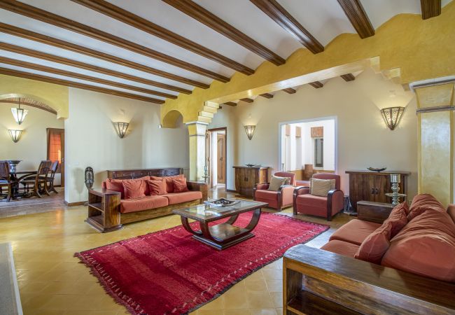 Villa em Albufeira - Quinta Dionysus | 6 Quartos | Vinha Própria | Albufeira Villa em Albufeira - Quinta Dionysus | 6 Quartos | Vinha Própria | Albufeira