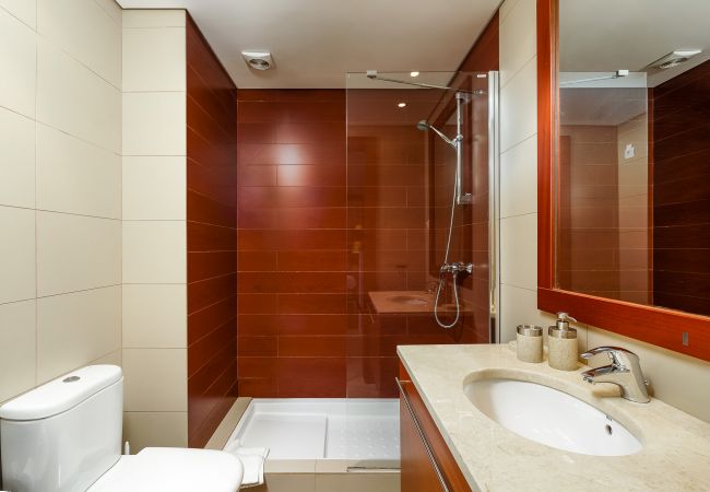 Apartamento em Lagos - Marina Village: Pool |Garage | Prime Location | AC Apartamento em Lagos - Marina Village: Pool |Garage | Prime Location | AC