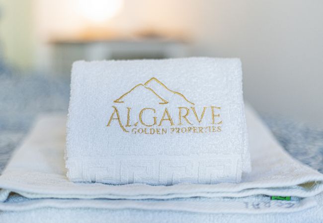 Apartamento em Luz - Sea View: Praia da Luz | Summer Vibes | Prime Location  Apartamento em Luz - Sea View: Praia da Luz | Summer Vibes | Prime Location