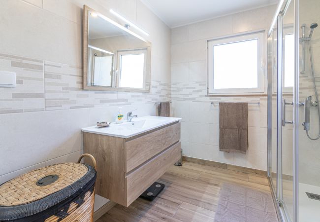 Villa em Lagos - Villa Dean: Private Pool | For Families | AC & WI-FI | Near Golf Course Villa em Lagos - Villa Dean: Private Pool | For Families | AC & WI-FI | Near Golf Course