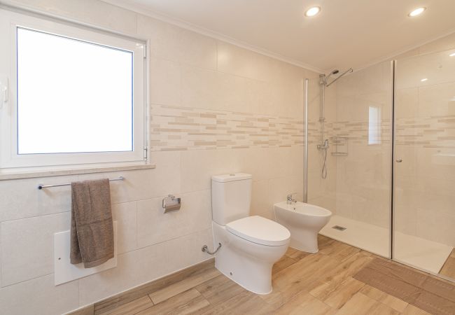 Villa em Lagos - Villa Dean: Private Pool | For Families | AC & WI-FI | Near Golf Course Villa em Lagos - Villa Dean: Private Pool | For Families | AC & WI-FI | Near Golf Course