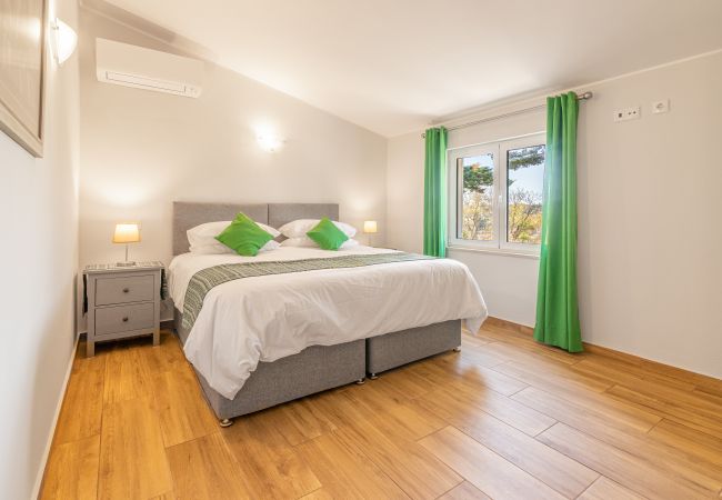 Villa em Lagos - Villa Dean: Private Pool | For Families | AC & WI-FI | Near Golf Course Villa em Lagos - Villa Dean: Private Pool | For Families | AC & WI-FI | Near Golf Course