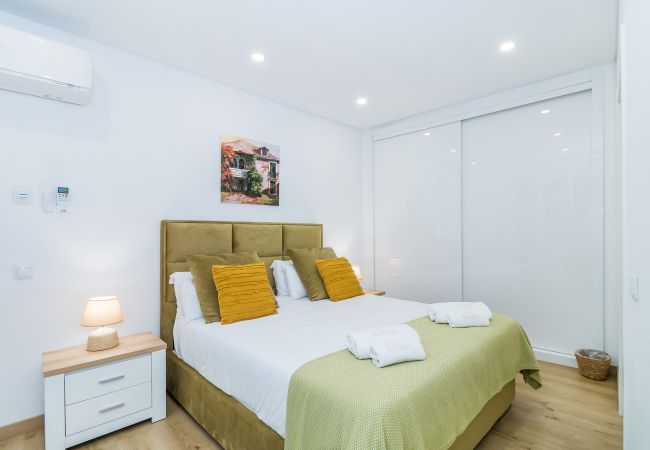 Casa em Lagos - Luxury Villa in Lagos Downtown | Terrace | WIFI Casa em Lagos - Luxury Villa in Lagos Downtown | Terrace | WIFI