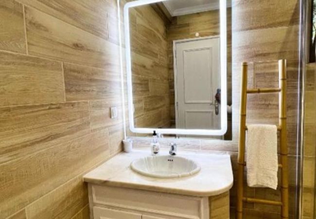 Villa em Faro - Villa Sunshine | 5 Quartos | Ensolarada | Faro Villa em Faro - Villa Sunshine | 5 Quartos | Ensolarada | Faro