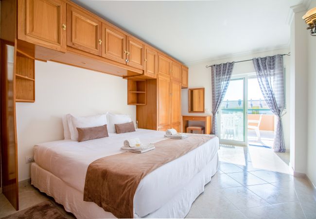 Apartamento em Vilamoura - Apartamento King | 3 Quartos | Confortável | Vilamoura Apartamento em Vilamoura - Apartamento King | 3 Quartos | Confortável | Vilamoura