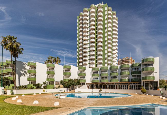 Apartamento em Portimão - Torre Verde - Sea View | Pool & AC Apartamento em Portimão - Torre Verde - Sea View | Pool & AC