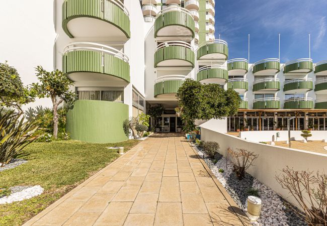 Apartamento em Portimão - Torre Verde - Sea View | Pool & AC Apartamento em Portimão - Torre Verde - Sea View | Pool & AC