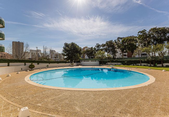 Apartamento em Portimão - Torre Verde - Sea View | Pool & AC Apartamento em Portimão - Torre Verde - Sea View | Pool & AC