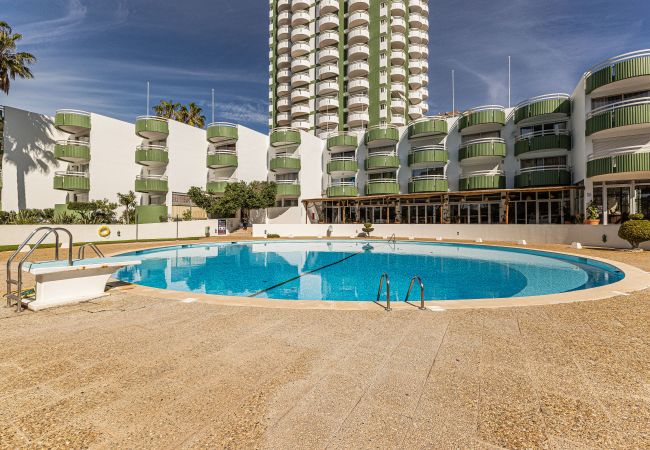 Apartamento em Portimão - Torre Verde - Sea View | Pool & AC Apartamento em Portimão - Torre Verde - Sea View | Pool & AC