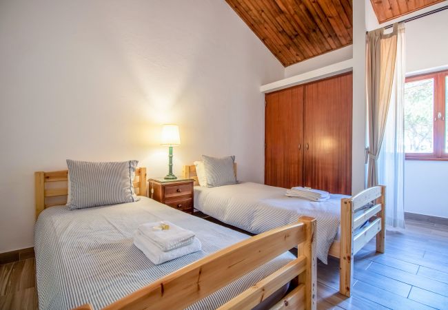 Casa em Albufeira - Casa da Aldeia | 4 Quartos | Junto ao Pine Cliffs | Olhos de Água Casa em Albufeira - Casa da Aldeia | 4 Quartos | Junto ao Pine Cliffs | Olhos de Água