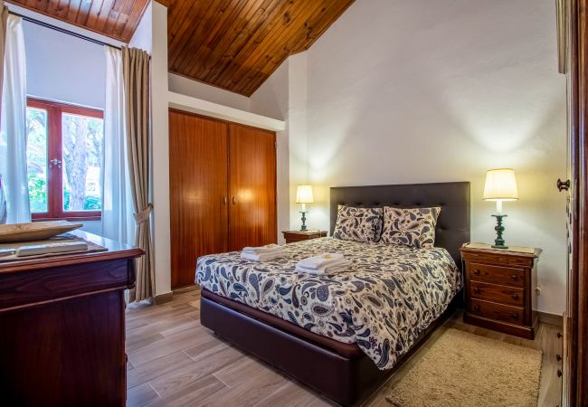 Casa em Albufeira - Casa da Aldeia | 4 Quartos | Junto ao Pine Cliffs | Olhos de Água Casa em Albufeira - Casa da Aldeia | 4 Quartos | Junto ao Pine Cliffs | Olhos de Água