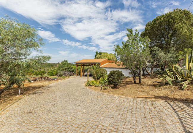 Villa em Silves - Silves Retreat | Private Pool | Pet Friendly Villa em Silves - Silves Retreat | Private Pool | Pet Friendly